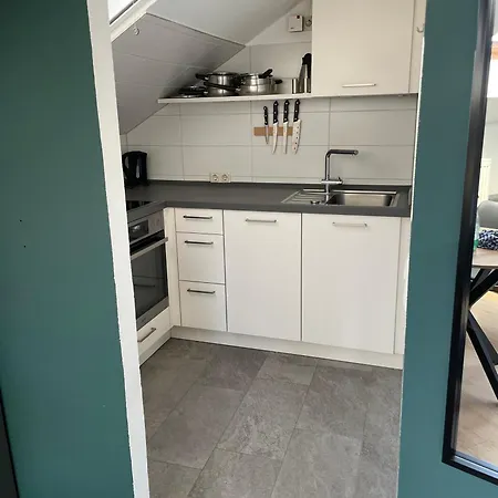 Appartement Moderne Mit Balkon Und Klima Neufraunhofen