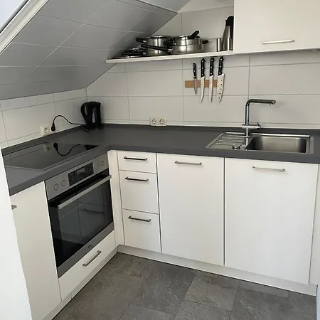 Apartman Moderne Mit Balkon Und Klima Neufraunhofen